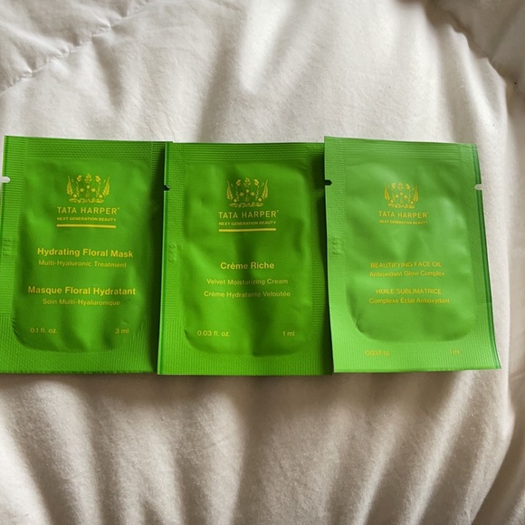 NET Tata Harper Skincare trio - Picture 2 of 5